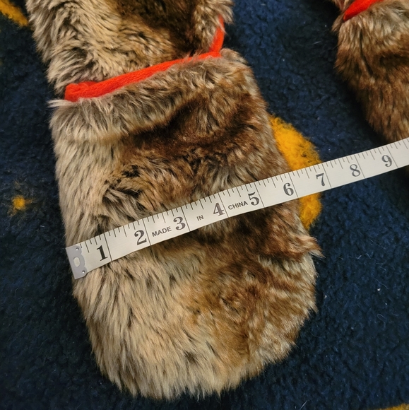 Fluffy Fox/Cat Hat/Scarf - Picture 11 of 12